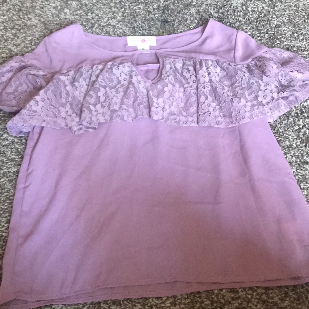 worn 1 time. fits small in the chest area